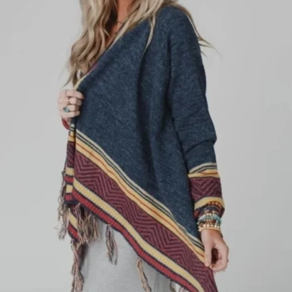 DAVI & DANI Blue and Red Fringe Cardigan - Picture 3 of 8